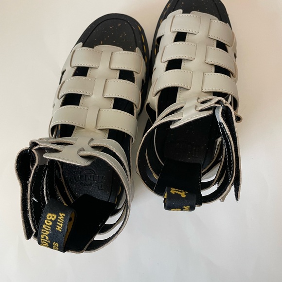 Dr. Marten Ricki Gladiator Off White Sandals Women’s 8 - Picture 5 of 7